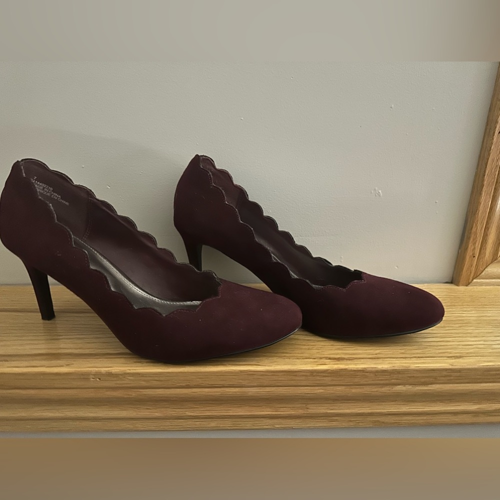 Burgundy low heel